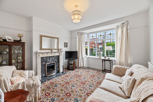 Lounge- click for photo gallery